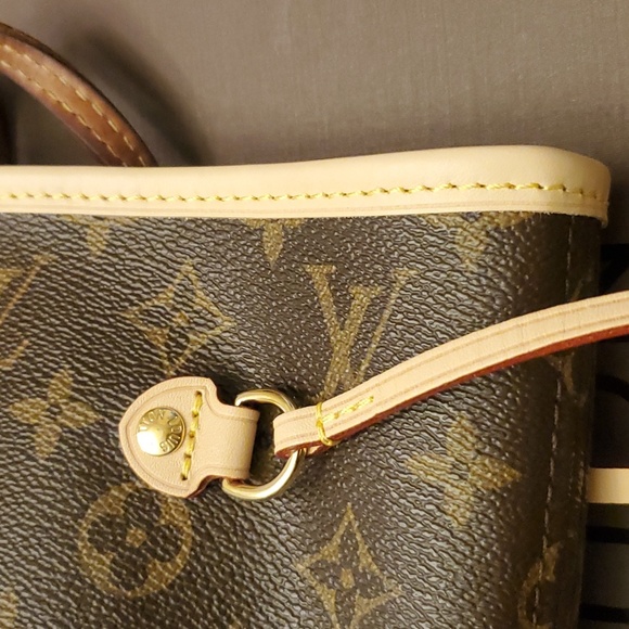 Louis Vuitton Monogram Neverfull MM - Picture 3 of 15